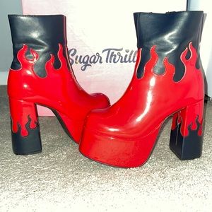 Platform Ankle Boots 🍒